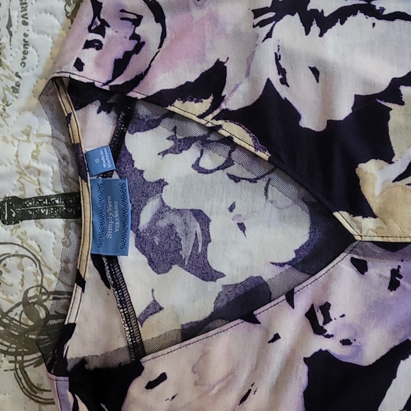 Vera Wang shirt - Picture 2 of 4